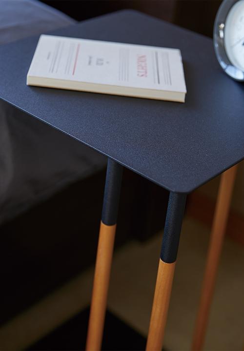 Yamazaki - Plain side table - black