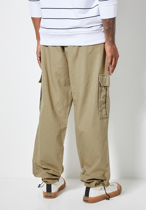 Superbalist - Carson loose cargo pants - beige