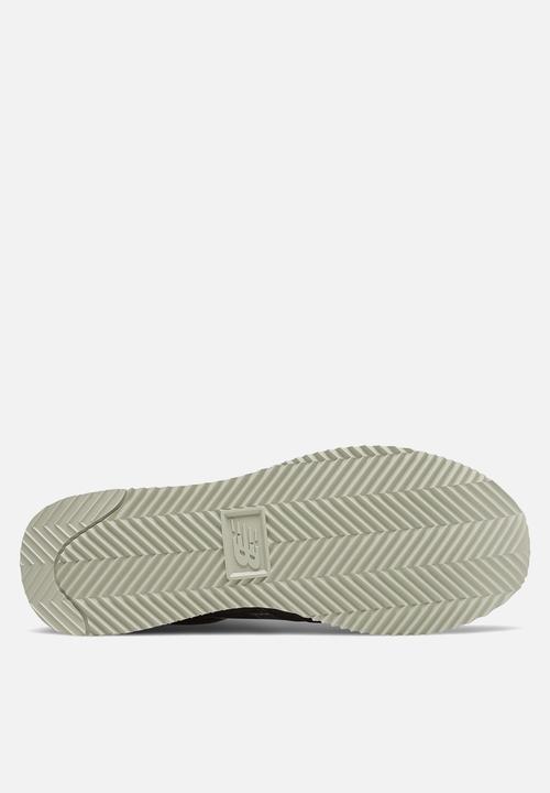 New Balance  - 720 - black 