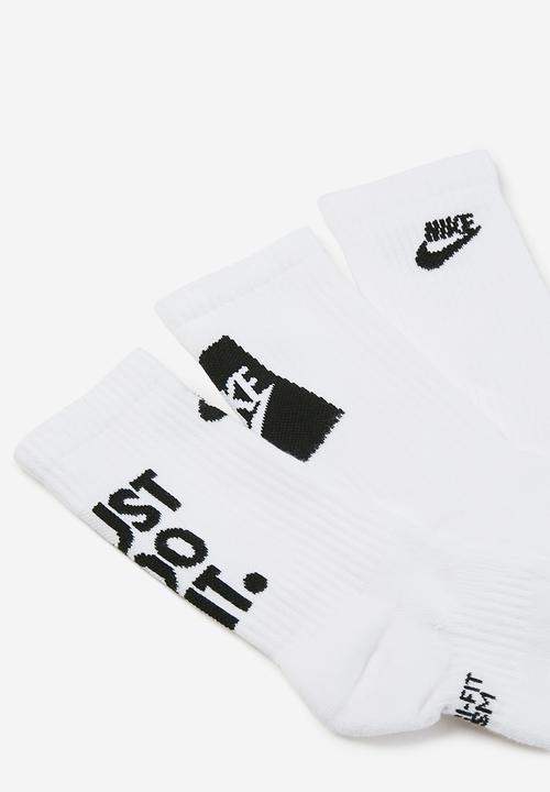 Nike - Nike everyday - white & black