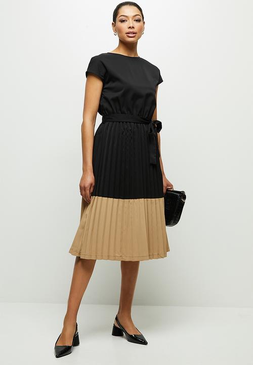edit - Pleated combo dress dress - black