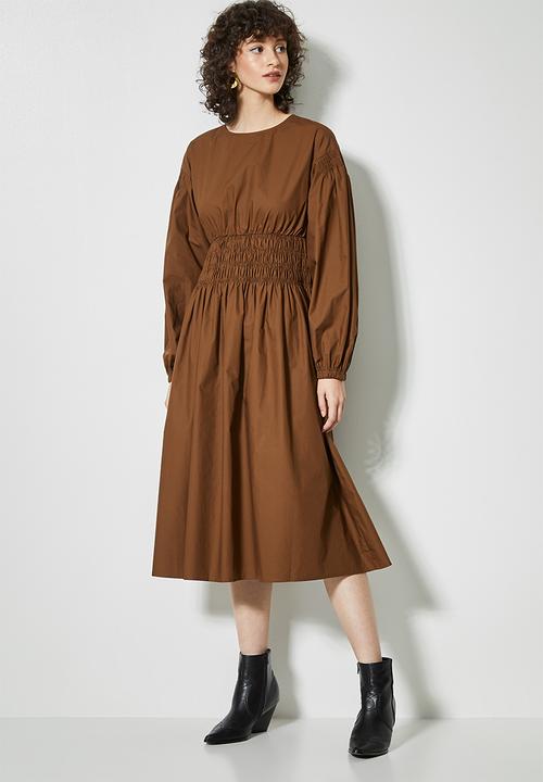 Superbalist - Shirred waisted dress - brown