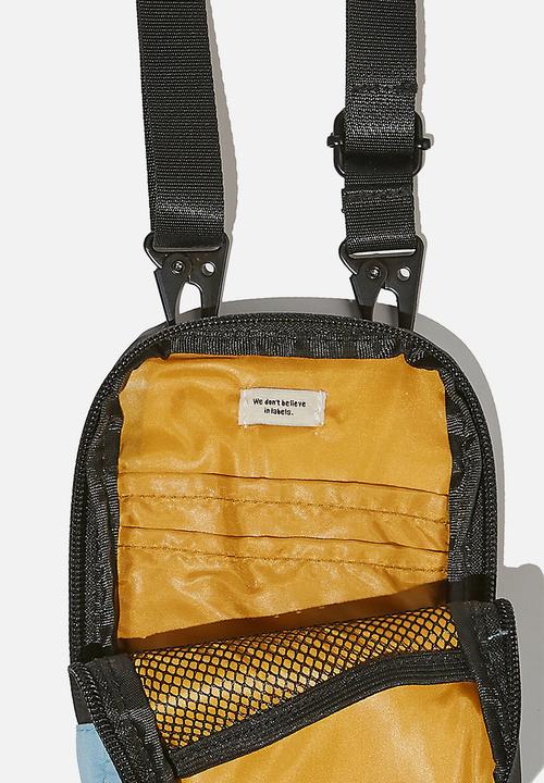 Typo - Essential phone sling - denim blue and mustard