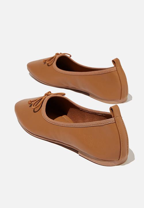 Cotton On - Essential rylee ballet - tan soft pu