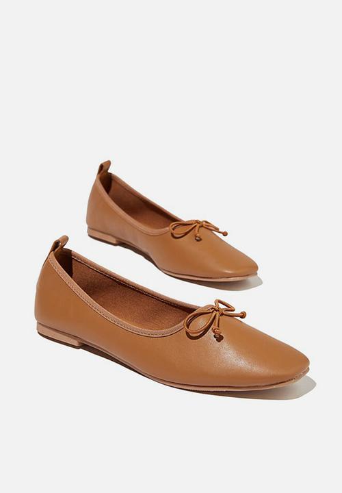 Cotton On - Essential rylee ballet - tan soft pu