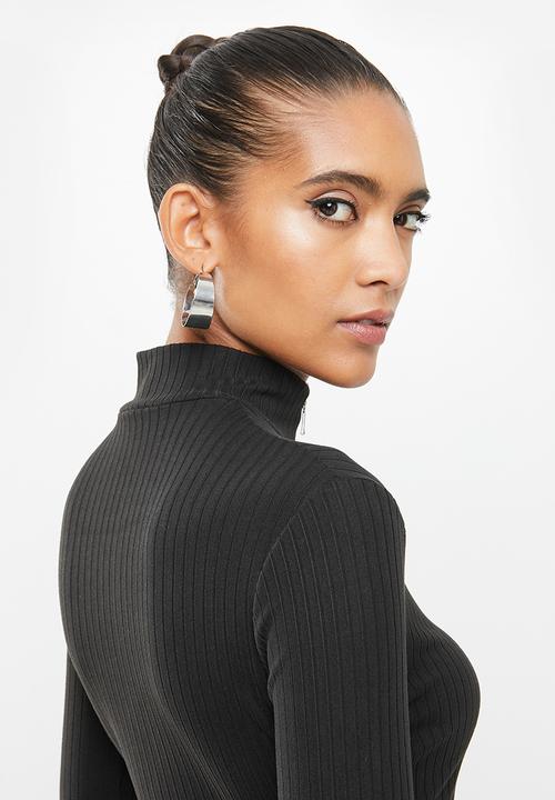 Blake - Zip up rib crop top - black