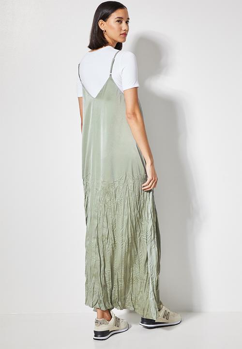 Superbalist - Crushed satin trapeze slip dress - sage