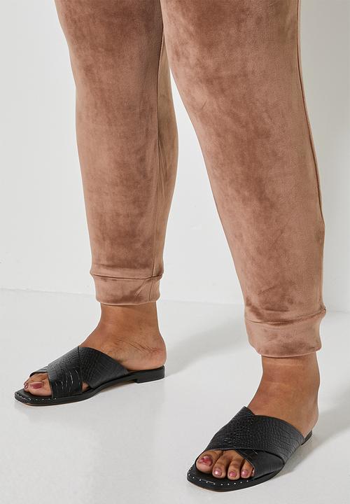 VELVET - Plush velvet high rise track pant - mink