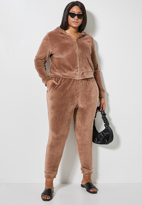 VELVET - Plush velvet high rise track pant - mink