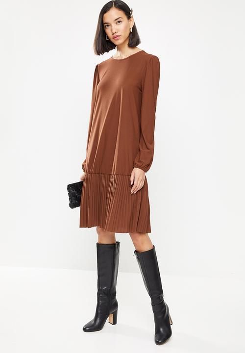 Jacqueline de Yong - Paris long sleeve plisse dress - brown 