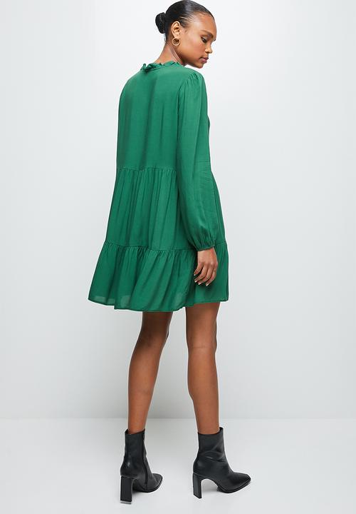 MILLA - Peached woven piecrust tiered midi dress - green 
