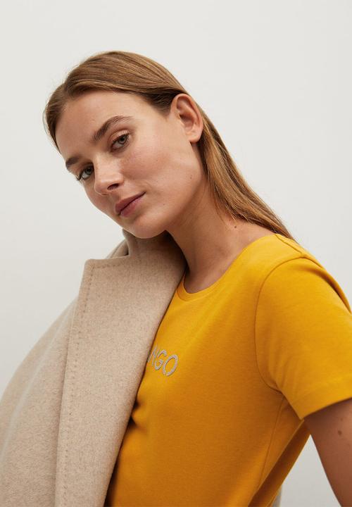 MANGO - T-shirt mangolog - yellow