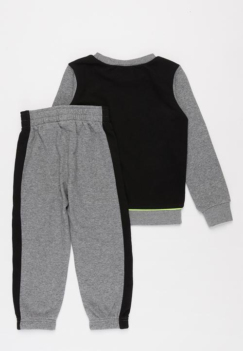 Nike - Nike colour block crew set - black & grey 