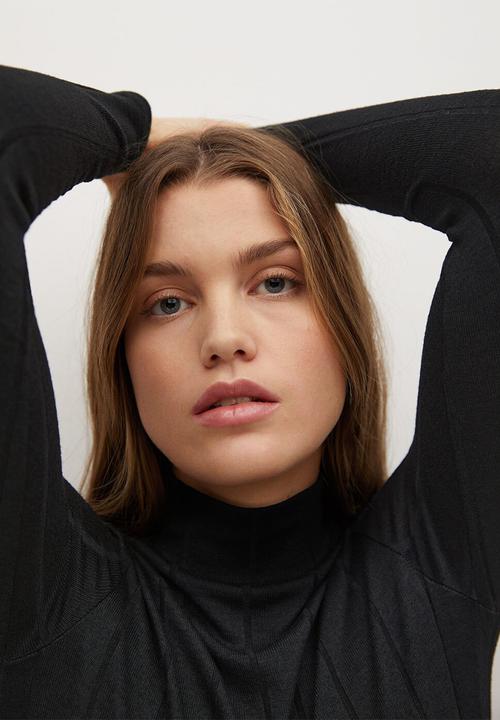 MANGO - T-shirt lilo - black