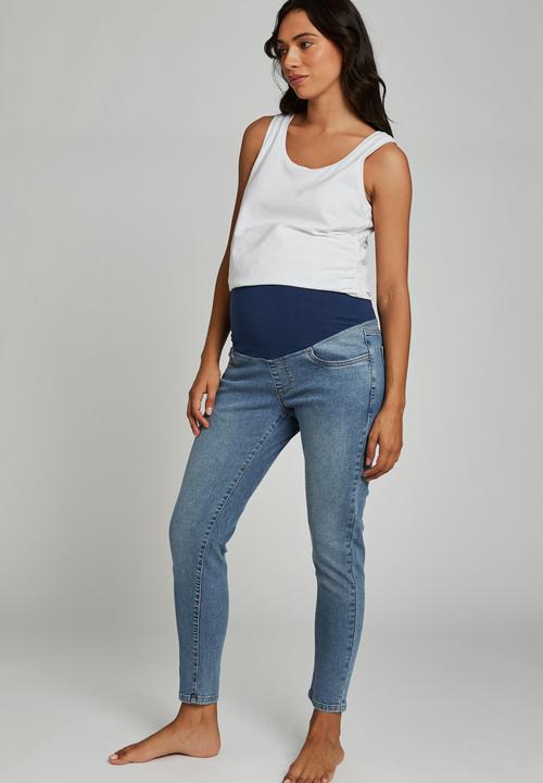Cotton On - Maternity cropped skinny jean over belly - jetty blue