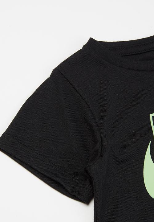 Nike - Nike t-shirt dress - black