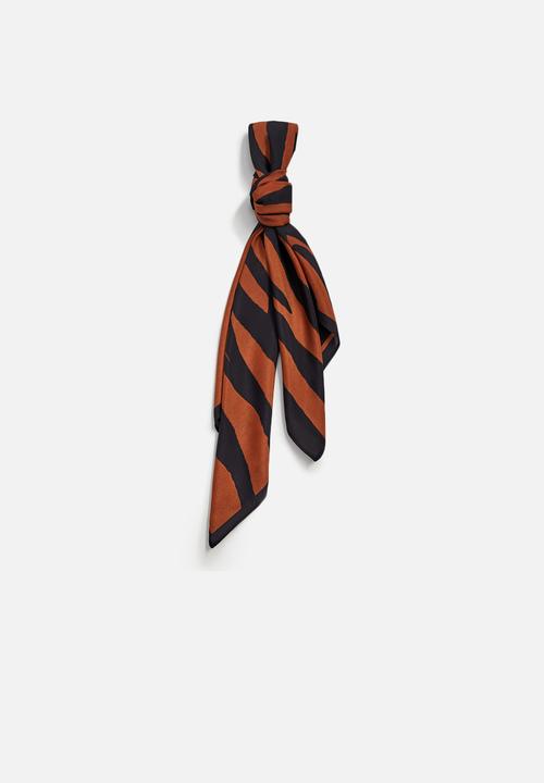 Violeta by Mango - Tiger neck scarf - black