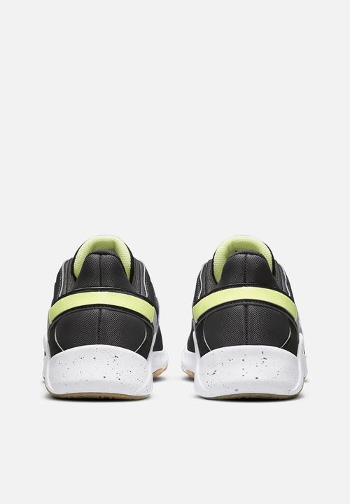 Nike - Legend essential 2 - iron grey/white-dk smoke grey-limelight