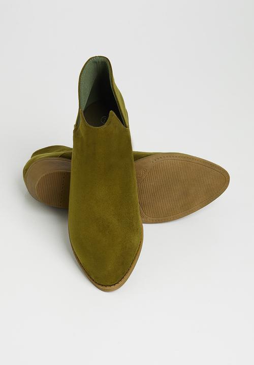 Jada - Western side cut ankle boot - olive