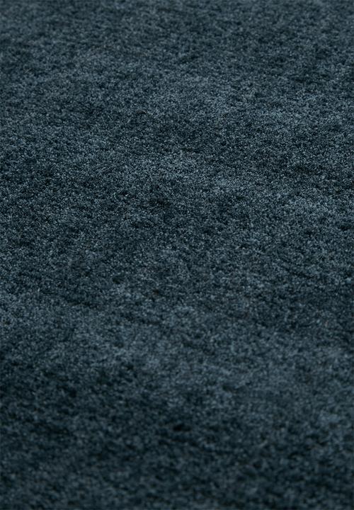 Sixth Floor - Silky micro polyester rug - blue