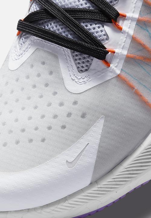 Nike - Winflo 8 - white/metallic silver-black