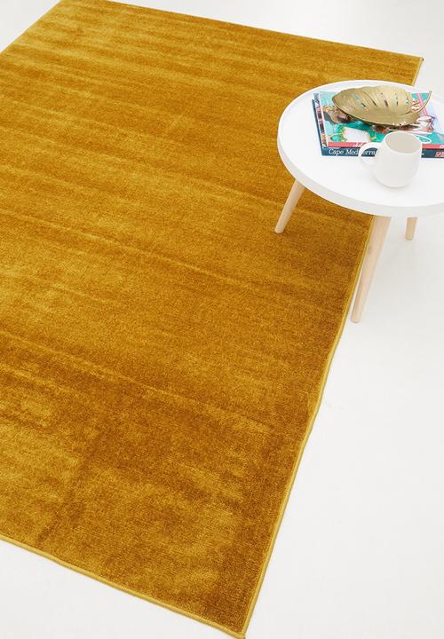 Sixth Floor - Silky micro polyester rug - mustard