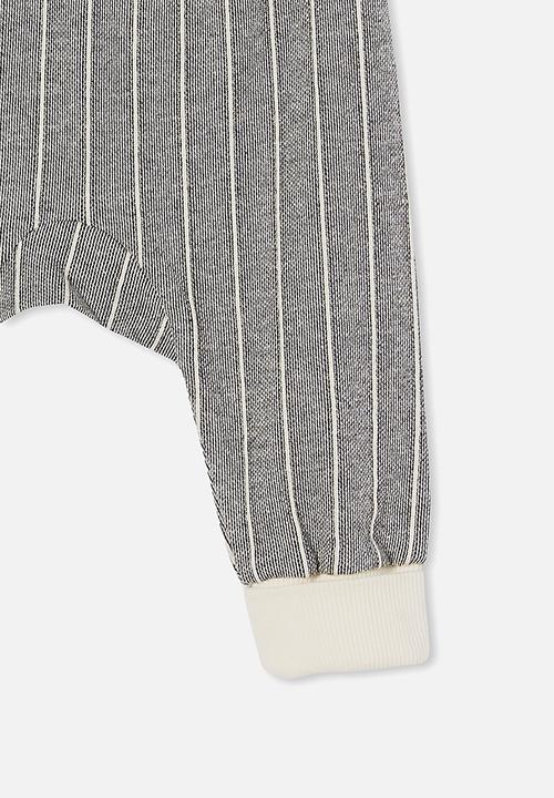 Cotton On - Charlie trackpant - charcoal stripe
