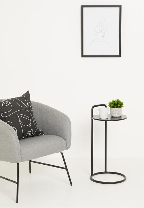 Sixth Floor - Paxton side table - black