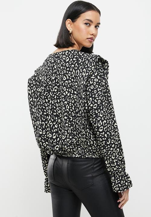 ONLY - Zille long sleeve top - black