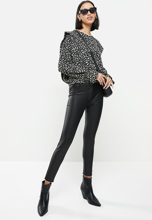 ONLY - Zille long sleeve top - black