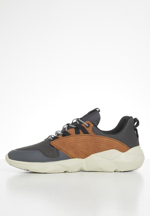 Hi-Tec - Geo yak - grey & tan