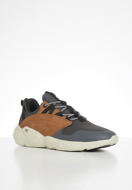 Hi-Tec - Geo yak - grey & tan