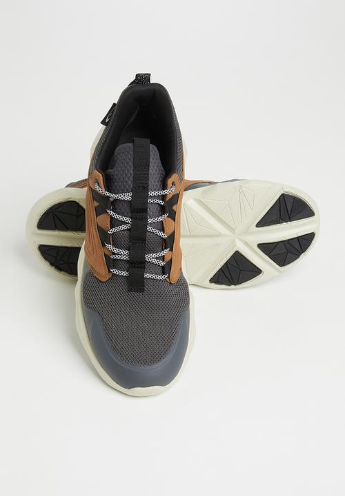 Hi-Tec - Geo yak - grey & tan
