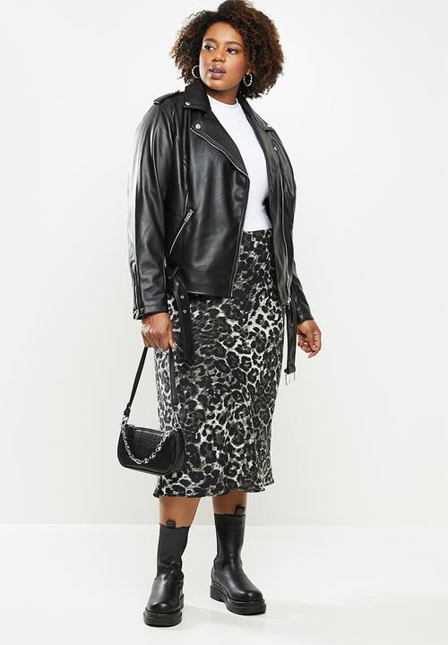 Glamorous - Plus pu biker with belt detail- black