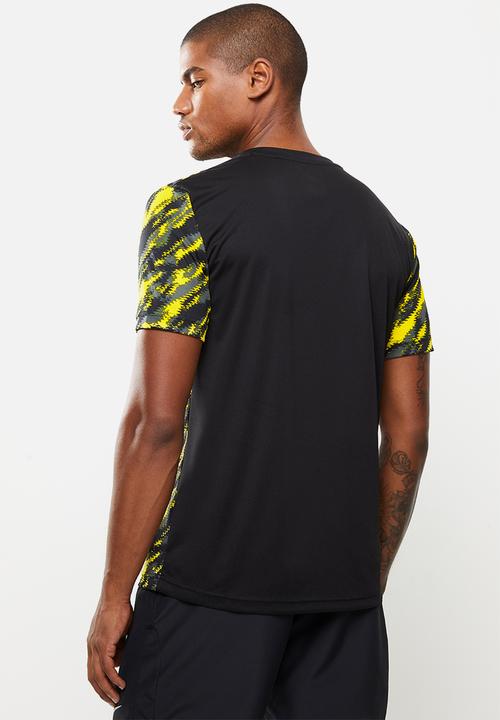 PUMA - BVB iconic MCS graphic tee - black & yellow 