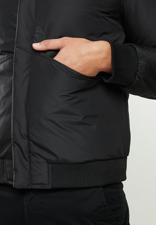 STYLE REPUBLIC - Hooded puffer jacket - black