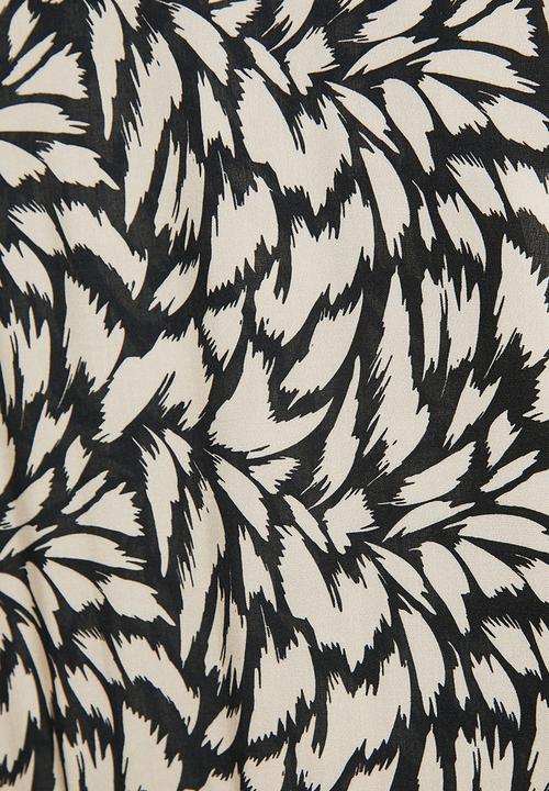 edit - Mandarin waist woven maxi - neutral & black 