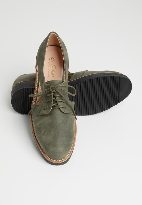Seduction - Laser cut brogue - olive