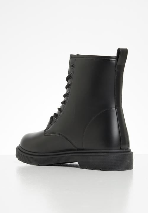 Seduction - Combat lace up boot - black