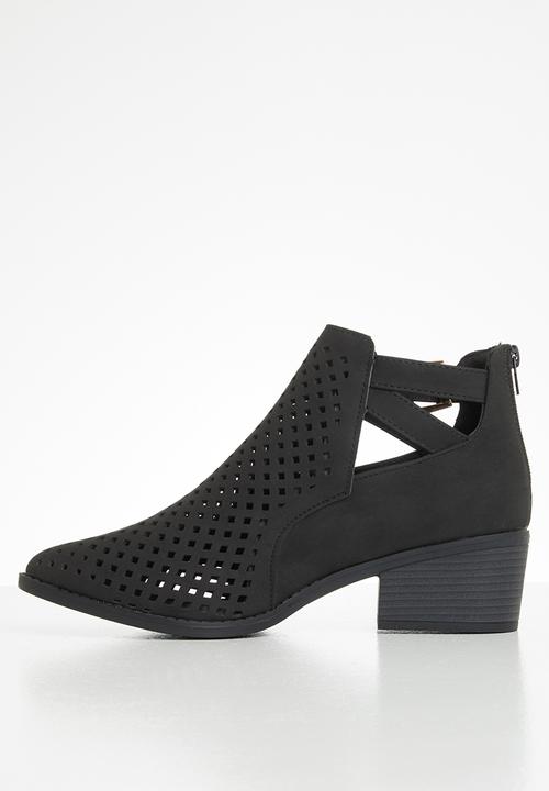 Seduction - Buckle laser cut ankle boot - black
