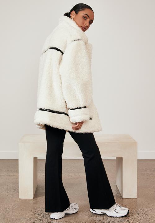 Factorie - Oversized fur teddy jacket - cream