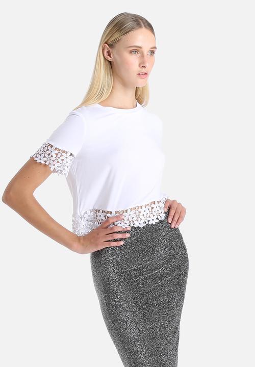 Glamorous - Daisy Crochet Tee
