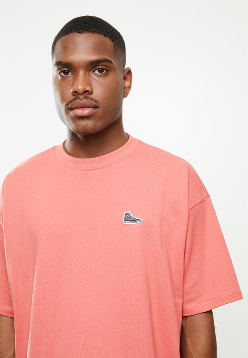 Converse - Converse chuck taylor sneaker patch graphic tee - terracotta pink