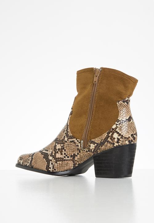 Seduction - Western ankle boot - brown