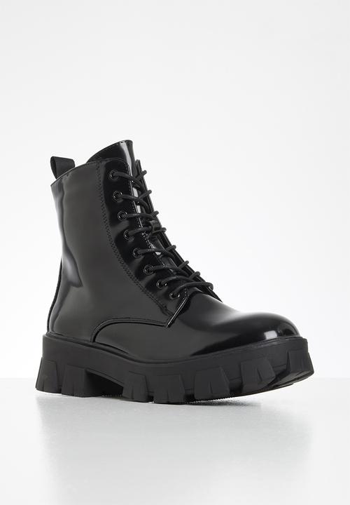 Missguided - Lego sole lace up chunky boot - black