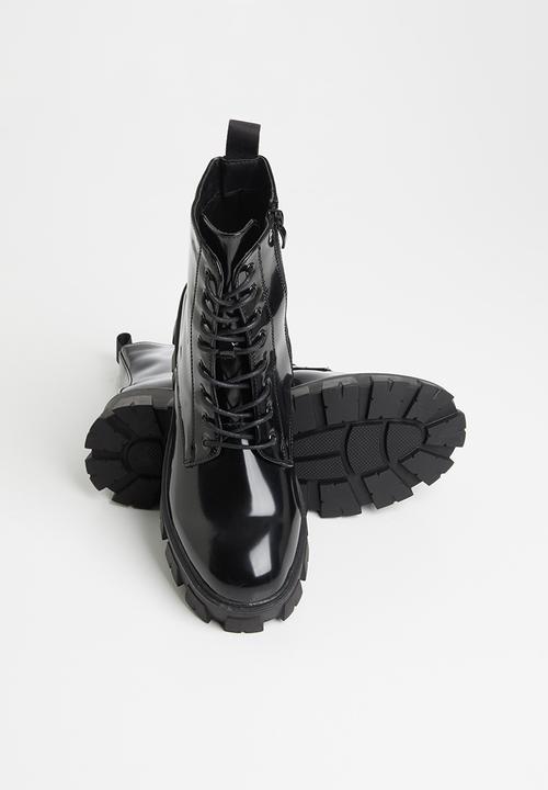 Missguided - Lego sole lace up chunky boot - black