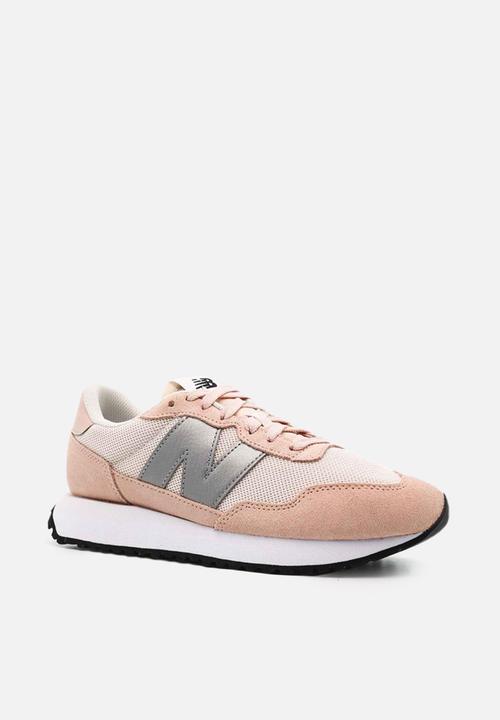 New Balance  - 237 - rose water