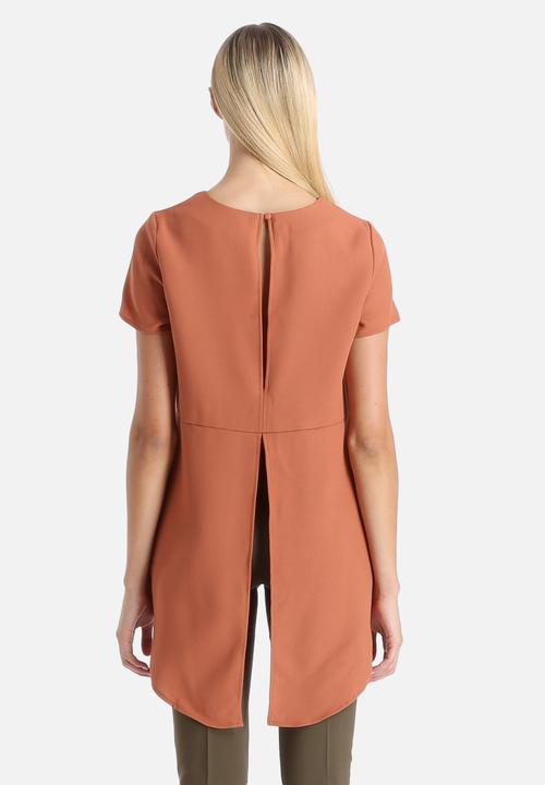 Glamorous - Open Shell Top With Split Back