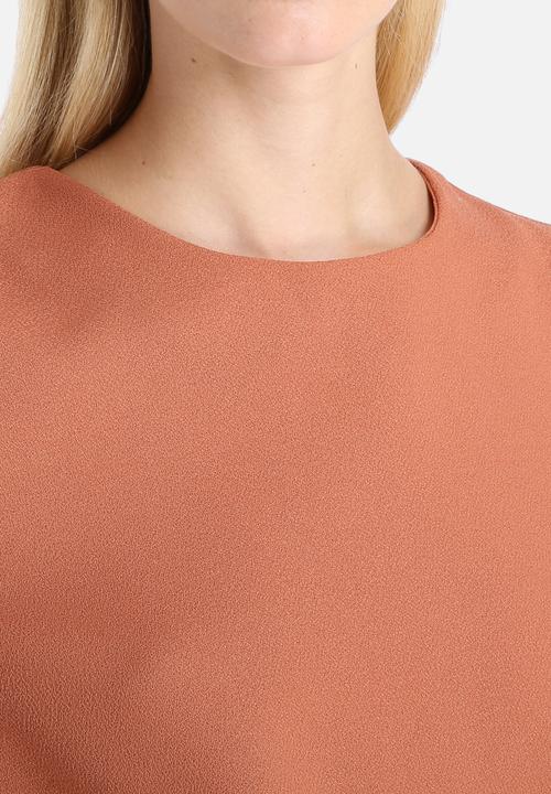 Glamorous - Open Shell Top With Split Back