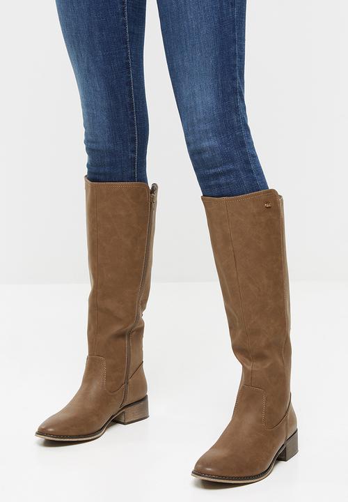 Miss Black - Alicia riding boot - tan